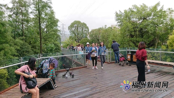 “風(fēng)從海上來·改革進行時”采訪團走進福州梅峰山地公園